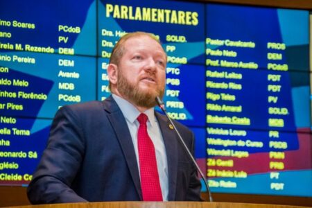 Deputado-Othelino-Neto-e1557170298847